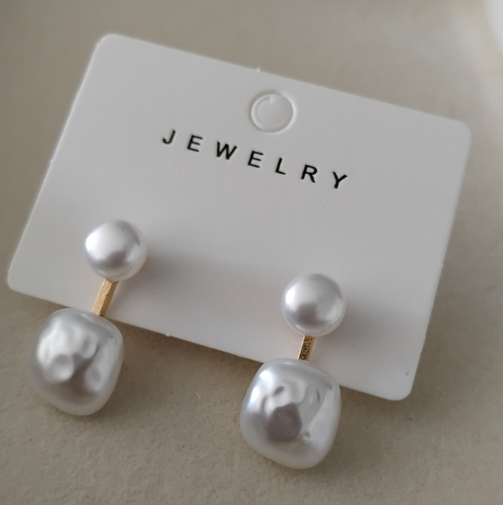 SOLD New Elegant Faux Pearl Drop Earrings - Picture 6 of 6